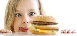 communique de presse clcv Trop de calories et peu dâ€™information nutritionnelle dans les menus enfants des fast food 