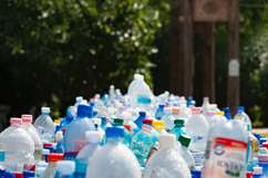 Greenwashing : Des associations de consommateurs europÃ©ennes dÃ©posent une plainte administrative contre les principaux fabricants de bouteilles en plastique